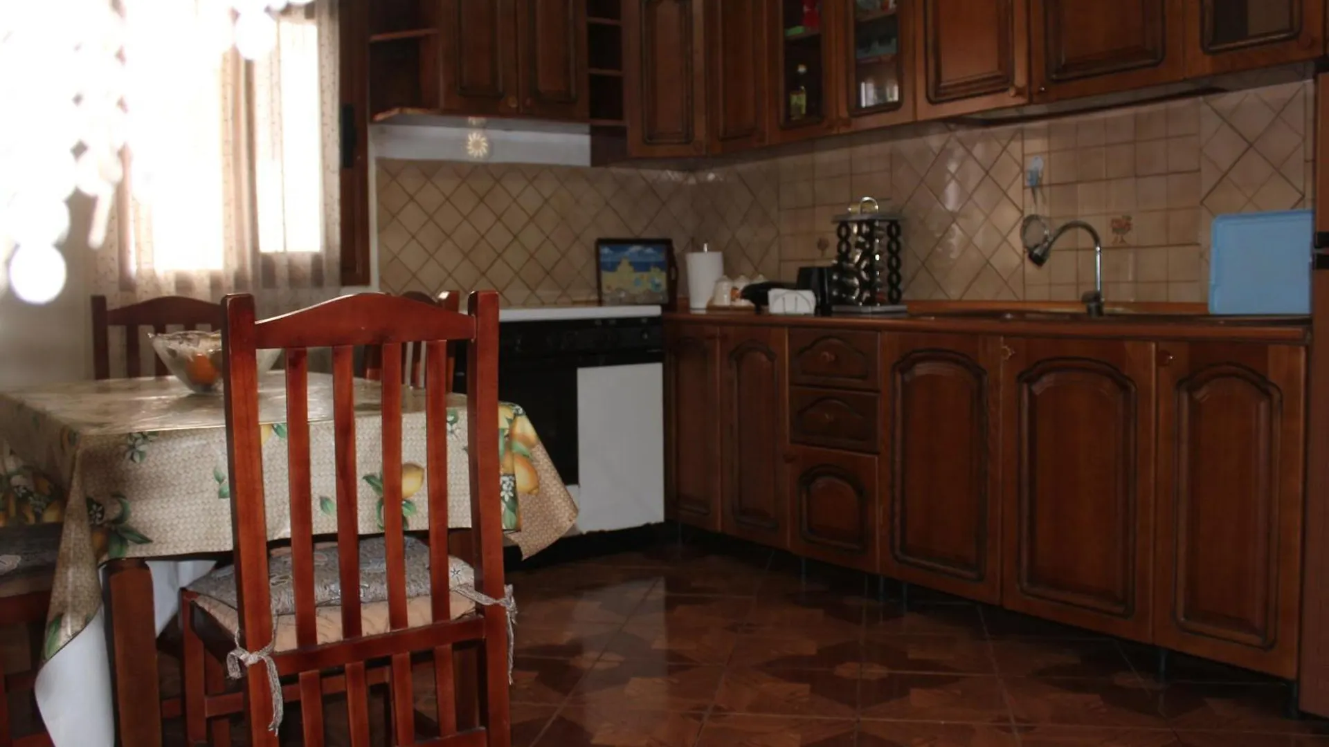 Xhejms Apartaments Vlore 0*,