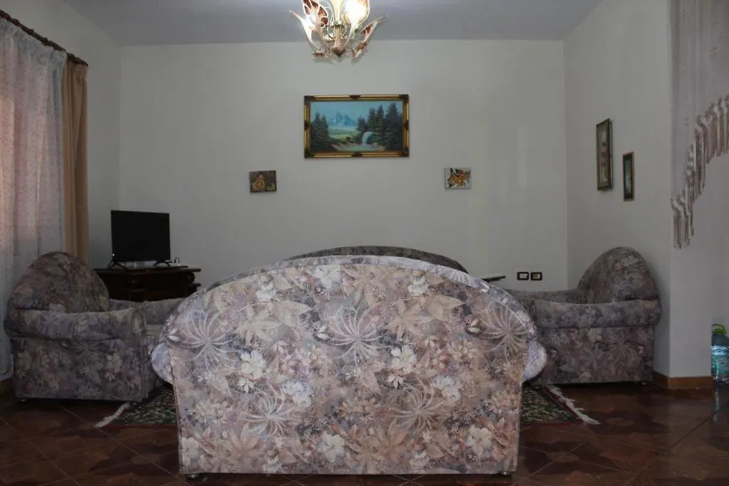 Xhejms Apartaments Vlore